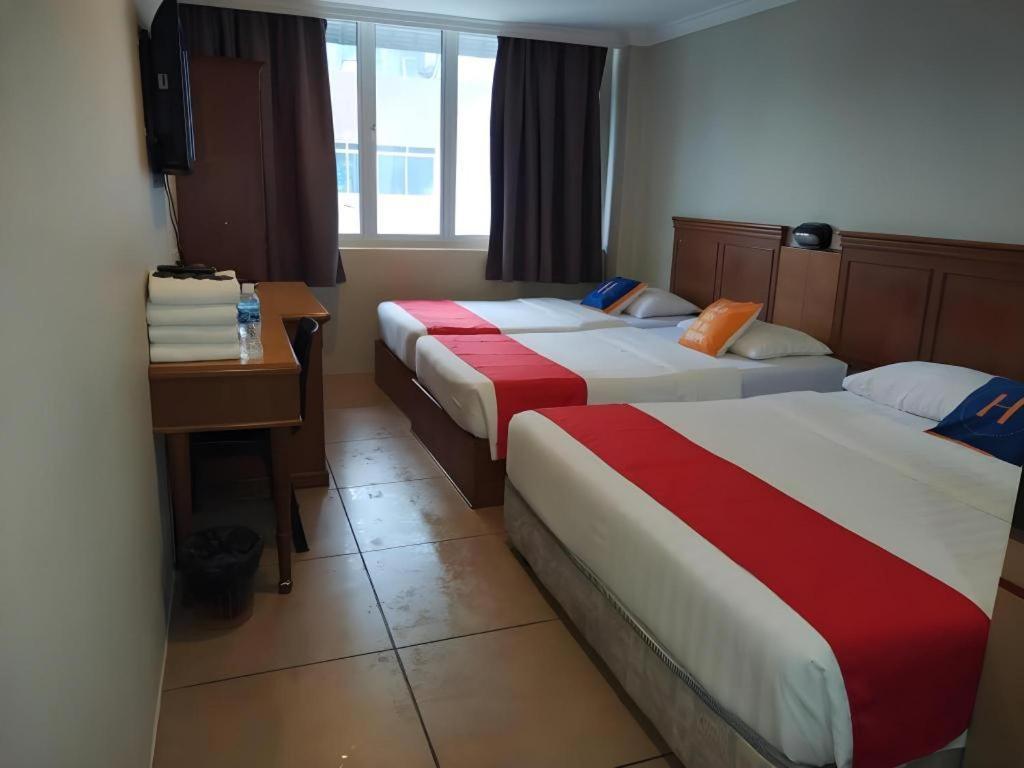 River Park Hotel Sibu Eksteriør bilde