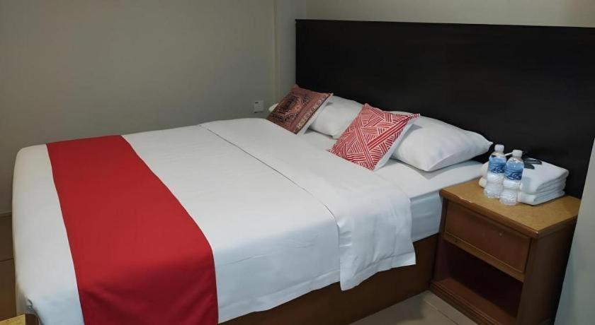 River Park Hotel Sibu Eksteriør bilde